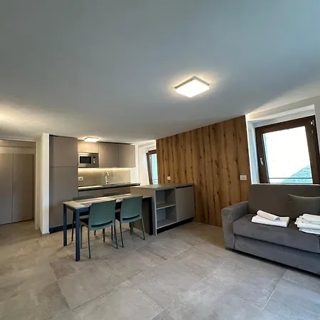 E Trekking 714 E 715 公寓 科莱雷