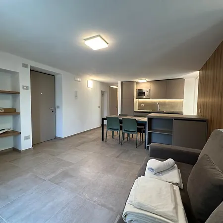 E Trekking 714 E 715 公寓 科莱雷