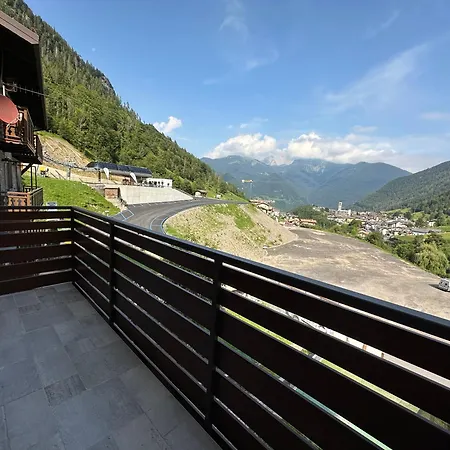 E Trekking 714 E 715