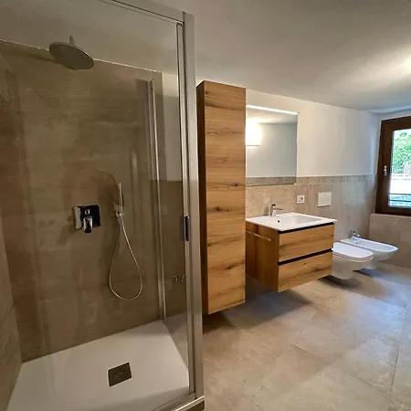 公寓 E Trekking 714 E 715 *