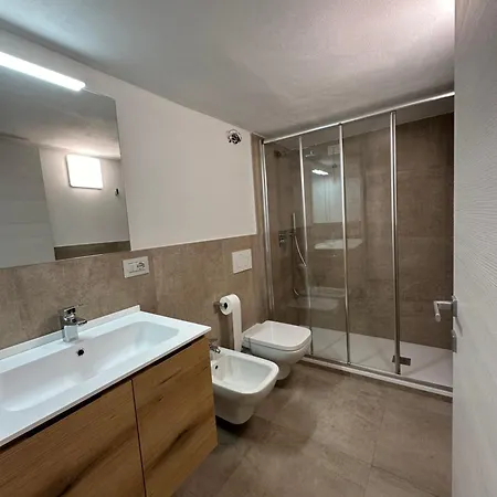 E Trekking 714 E 715 公寓 科莱雷